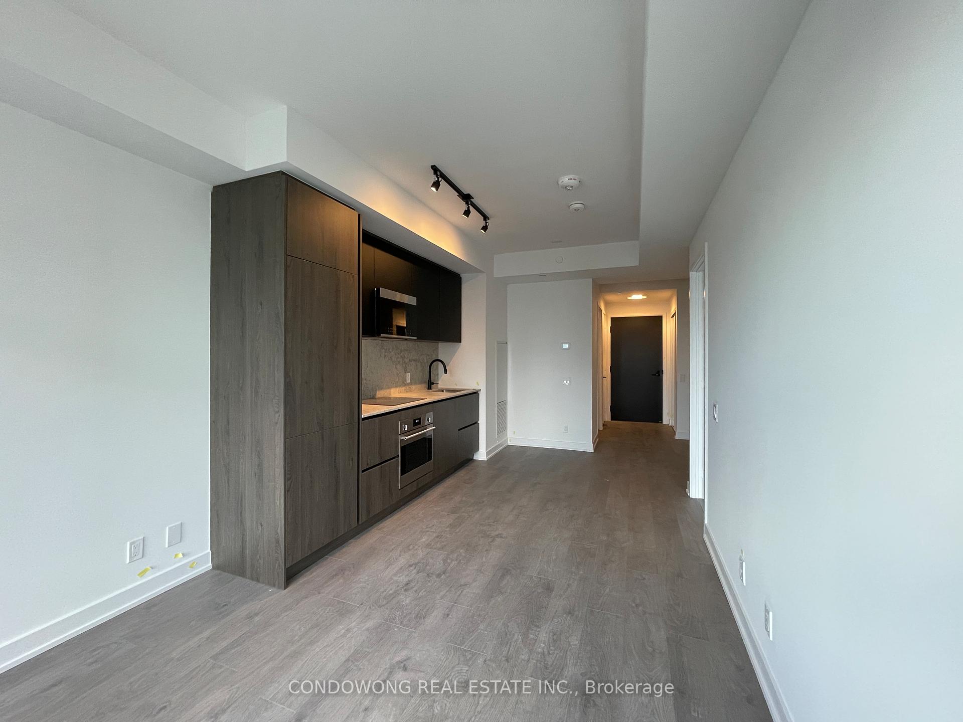Photo 3 of Unit 4207, 108 Peter Street, Toronto, Waterfront Communities — HOMEH