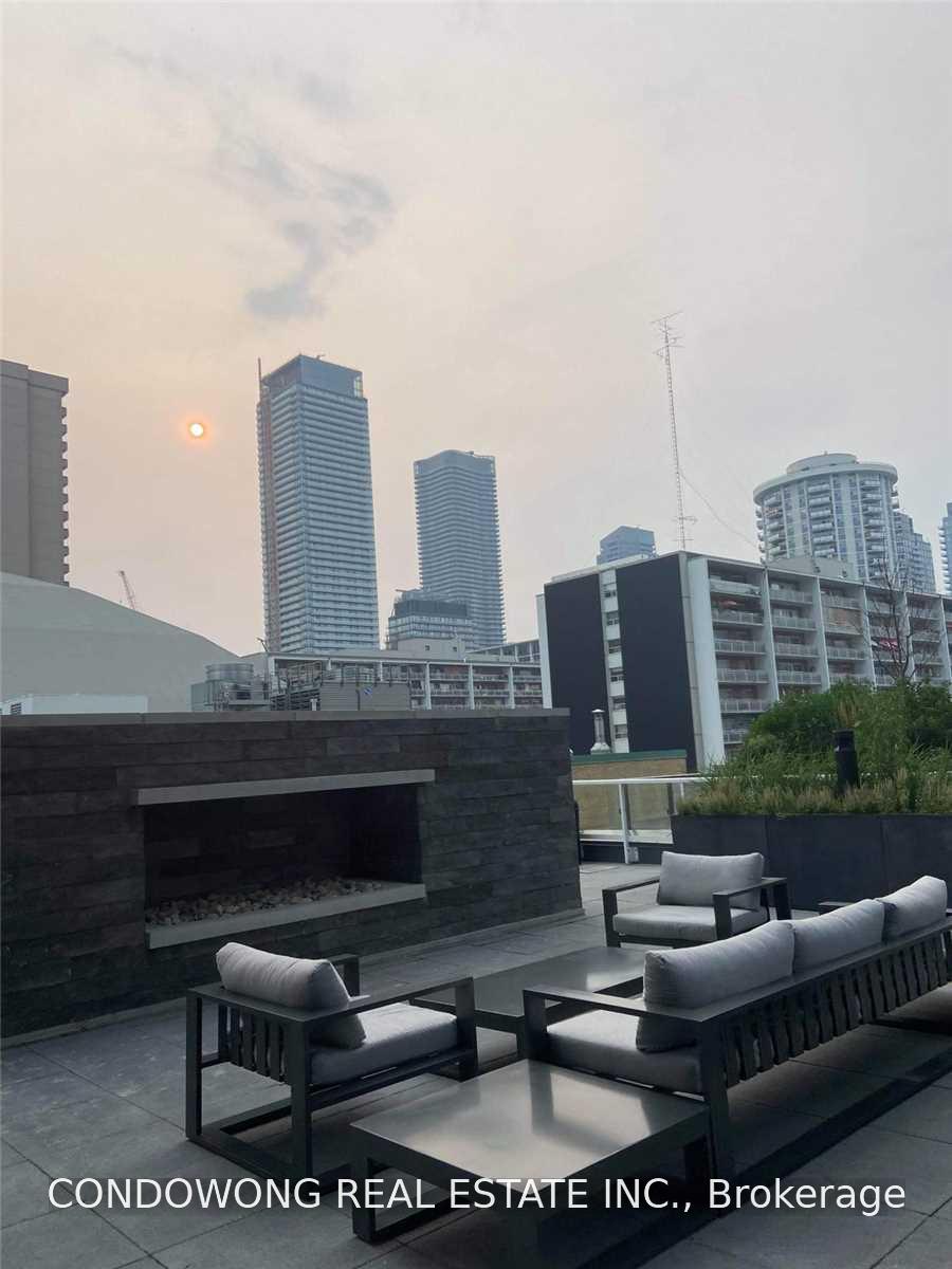 Photo 5 of Unit 4005, 403 Church Street, Toronto, Church-Yonge Corridor — HOMEH