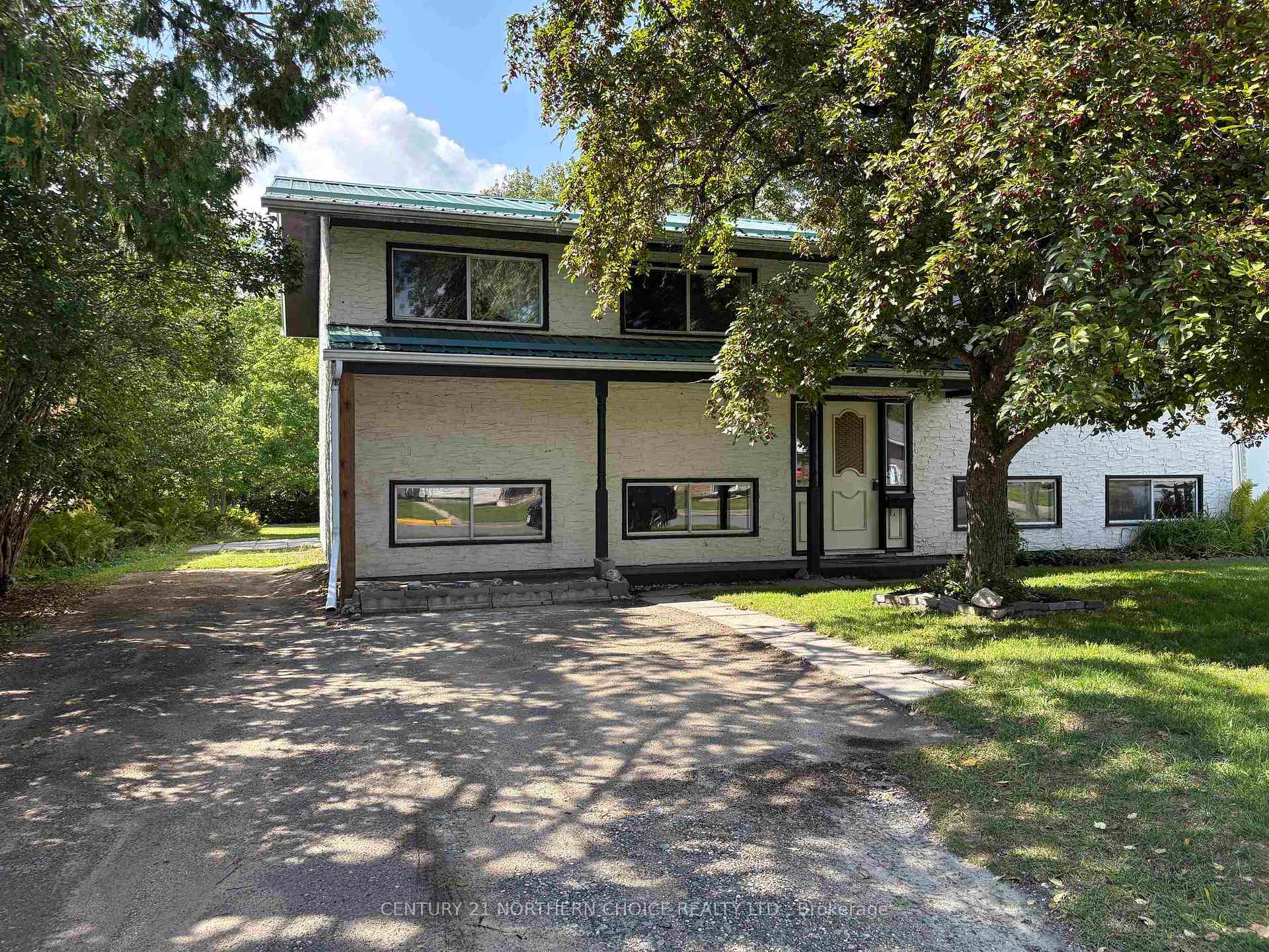 Photo 2 of 357 Daniel Avenue, Fort Frances, TB-401 — HOMEH