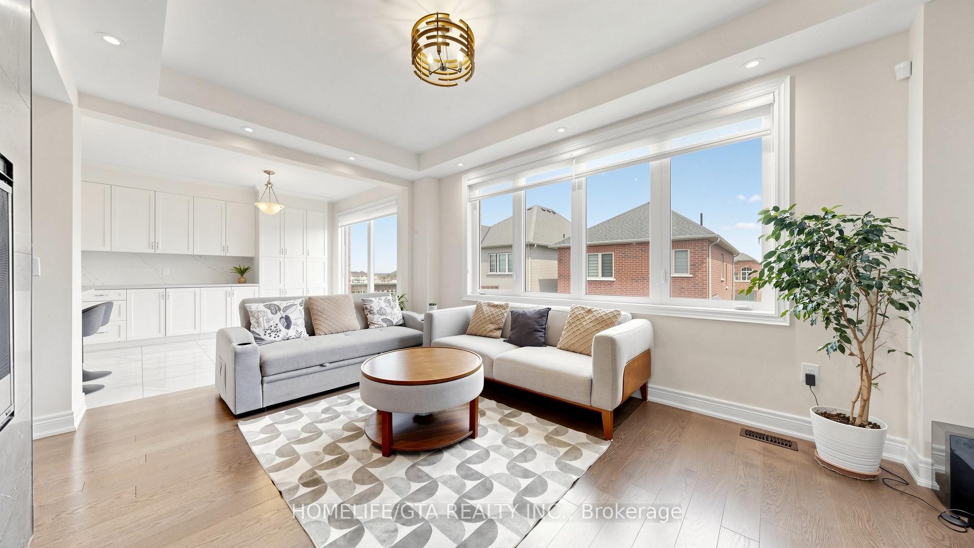 Photo 3 of 1067 Purus Path, Pickering, Rural Pickering — HOMEH