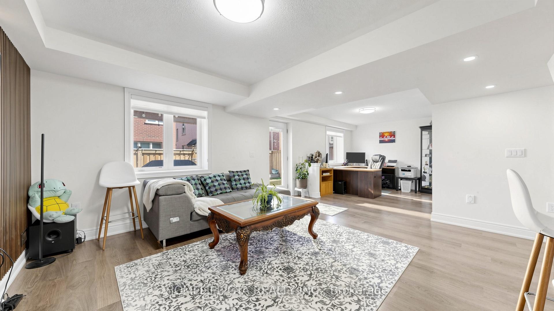 Photo 27 of 1067 Purus Path, Pickering, Rural Pickering — HOMEH