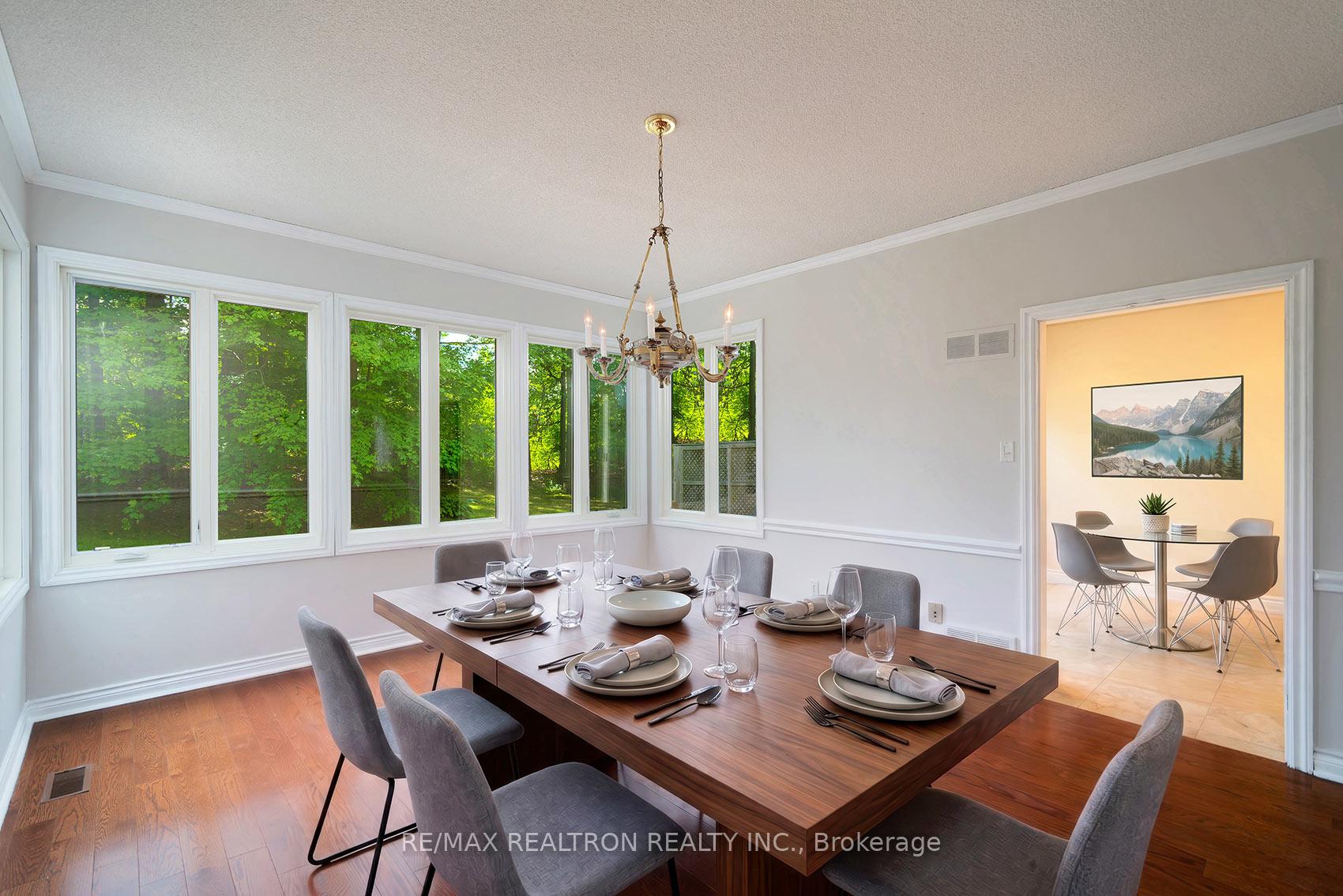 Photo 18 of 462 Beacon Hall Drive, Aurora, Aurora Estates — HOMEH