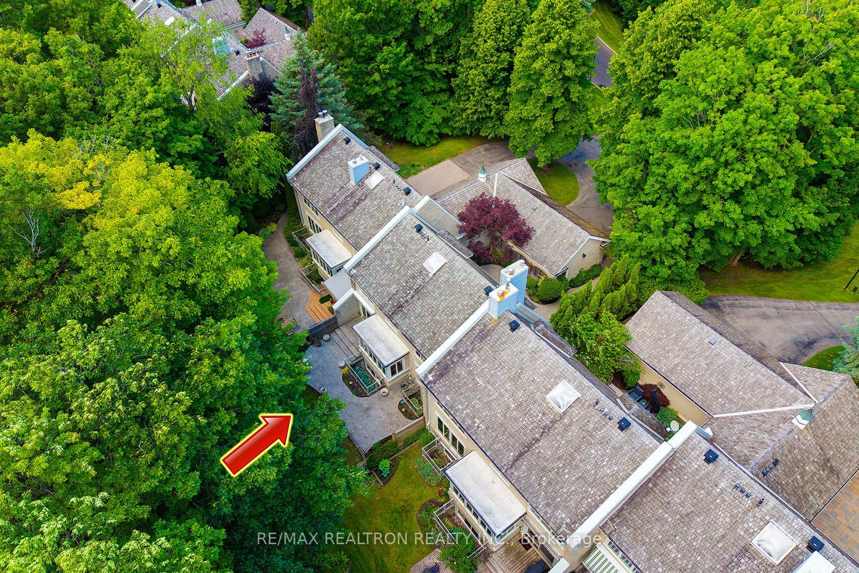Photo 43 of 462 Beacon Hall Drive, Aurora, Aurora Estates — HOMEH