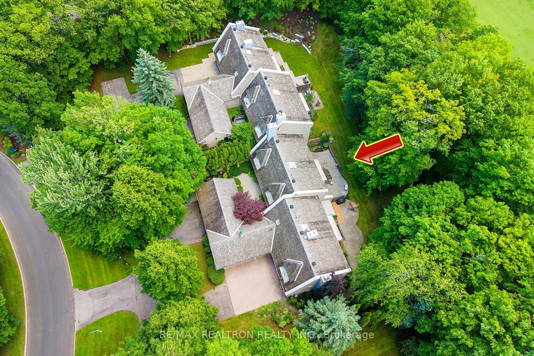Photo 46 of 462 Beacon Hall Drive, Aurora, Aurora Estates — HOMEH