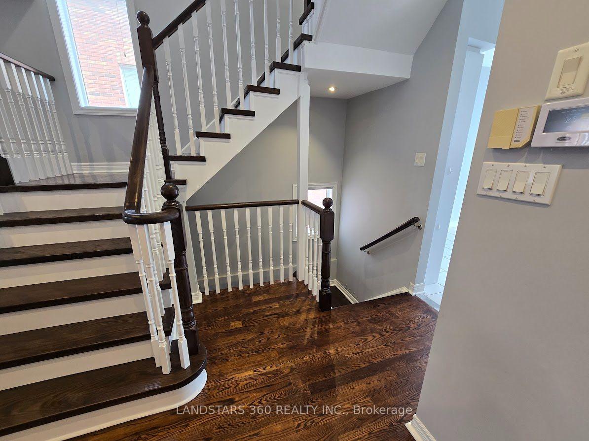 Photo 26 of 19 Azalea Gate Way, Markham, Commerce Valley — HOMEH