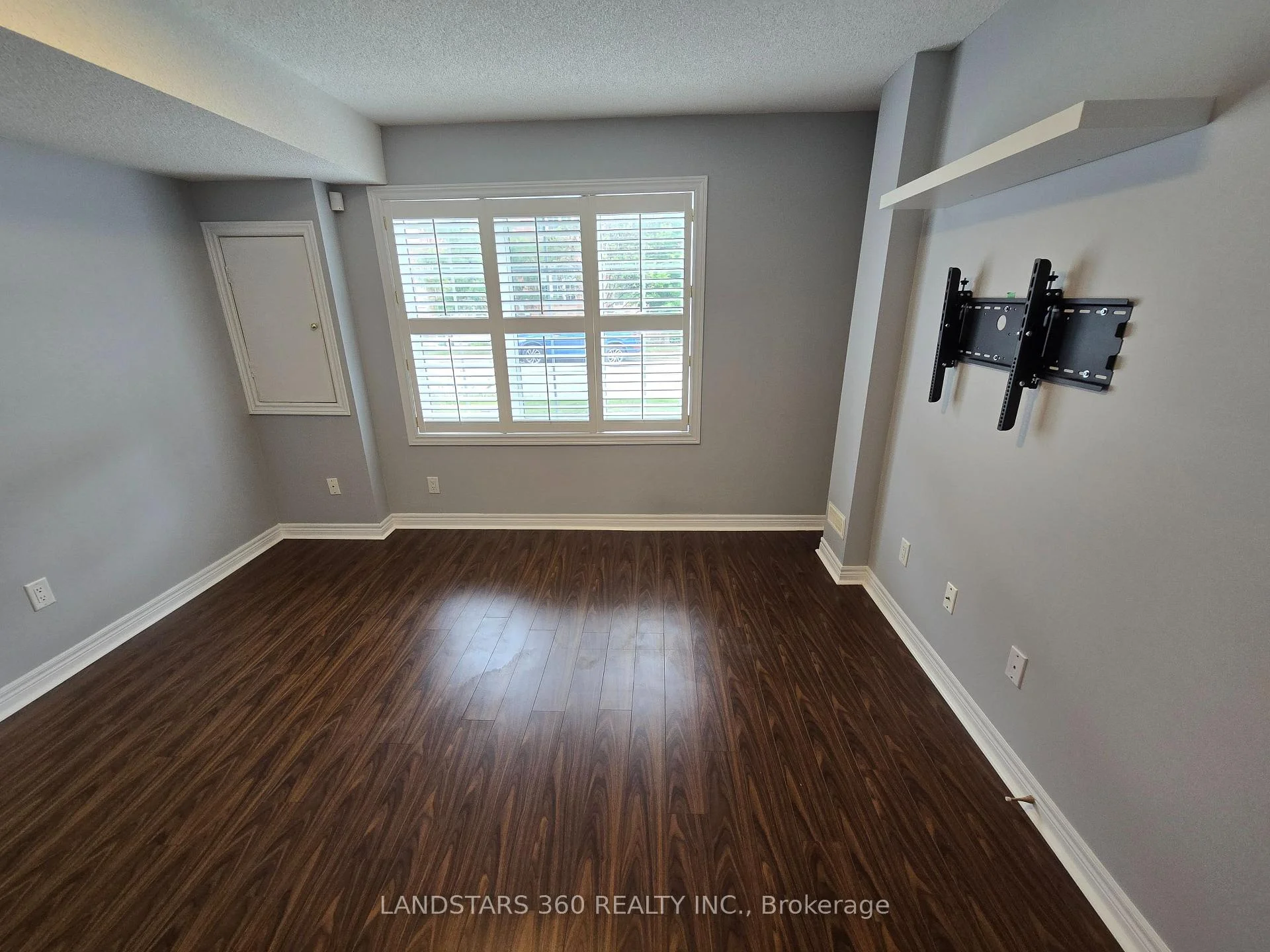 Photo 23 of 19 Azalea Gate Way, Markham, Commerce Valley — HOMEH