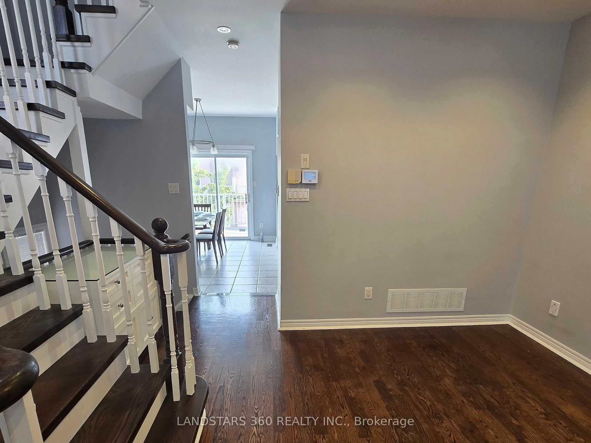 Photo 34 of 19 Azalea Gate Way, Markham, Commerce Valley — HOMEH