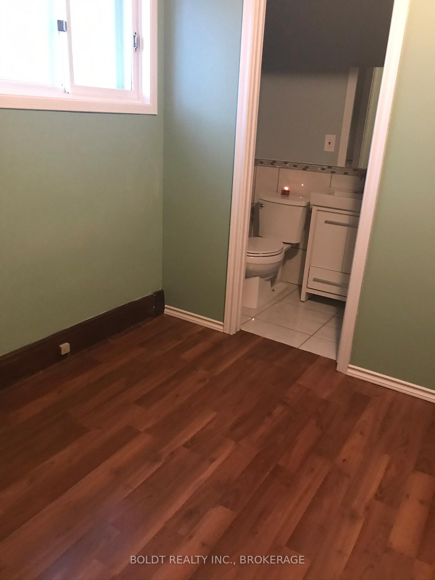 Photo 10 of 5145 Rice Crescent, Niagara Falls, Downtown — HOMEH