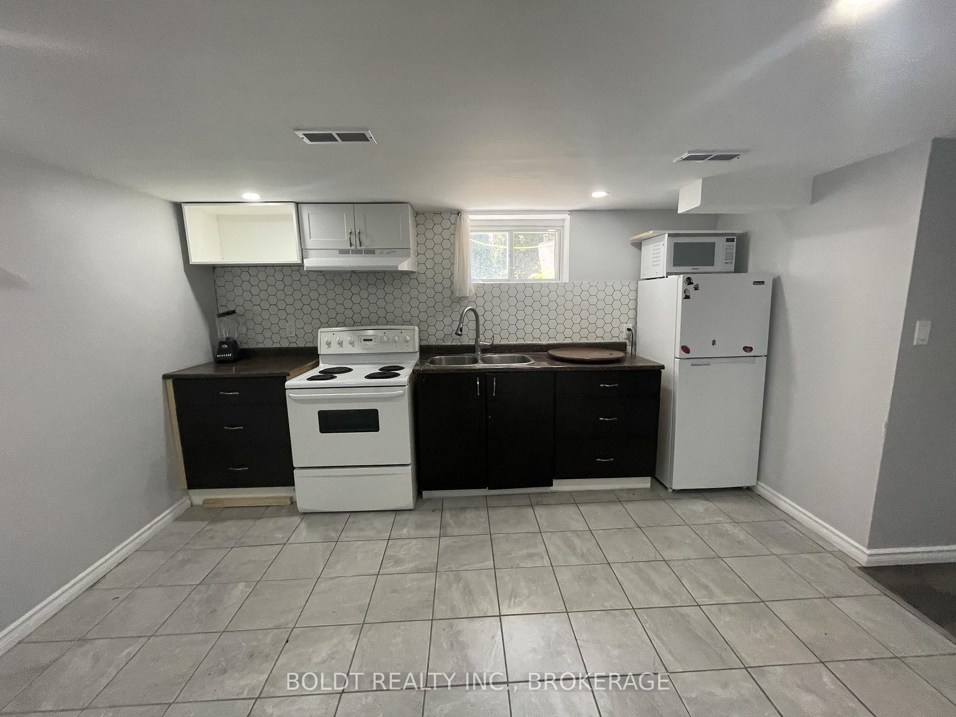 Photo 20 of 5145 Rice Crescent, Niagara Falls, Downtown — HOMEH