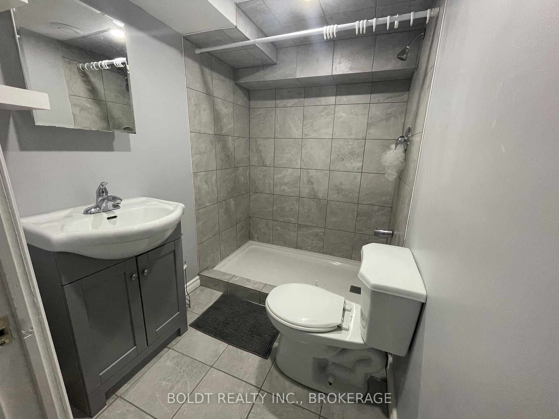 Photo 23 of 5145 Rice Crescent, Niagara Falls, Downtown — HOMEH