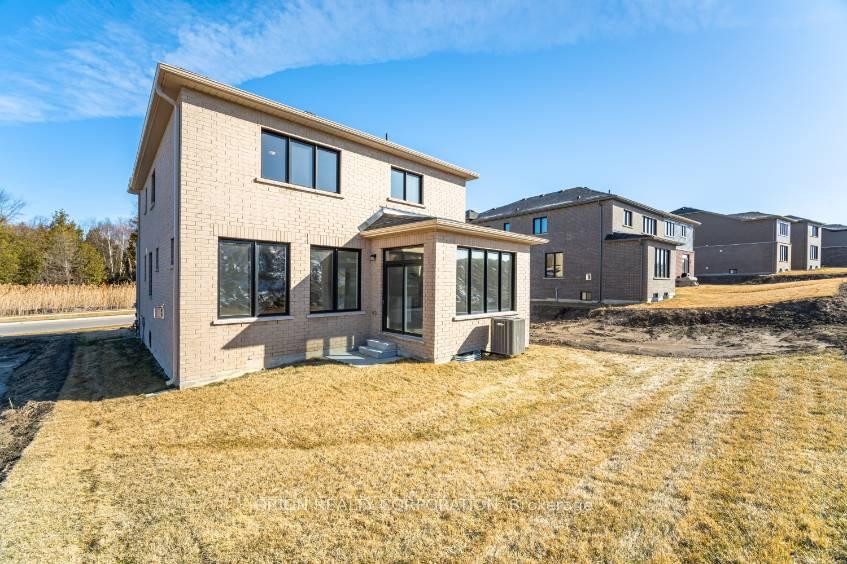 Photo 45 of 65 Thicketwood Avenue, Barrie, Rural Barrie Southeast — HOMEH