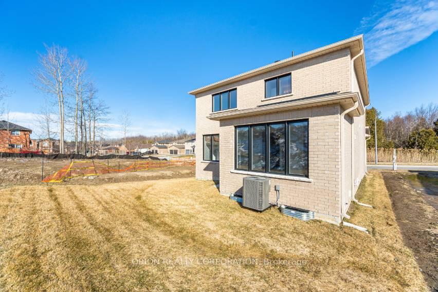 Photo 46 of 65 Thicketwood Avenue, Barrie, Rural Barrie Southeast — HOMEH