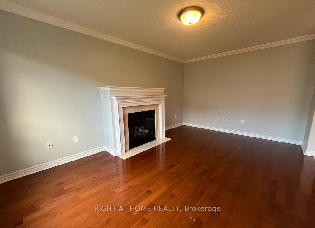 Photo 3 of Unit Main, 22 Amboise Crescent, Brampton, Fletcher's Meadow — HOMEH