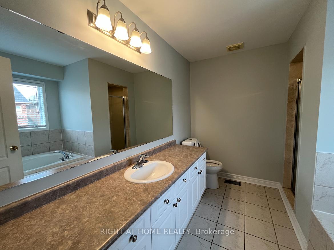 Photo 16 of Unit Main, 22 Amboise Crescent, Brampton, Fletcher's Meadow — HOMEH