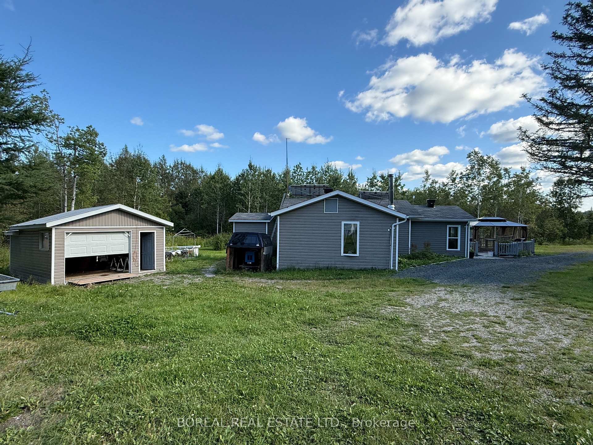 Photo 3 of 2141 Con 2 & 3, Cochrane — HOMEH