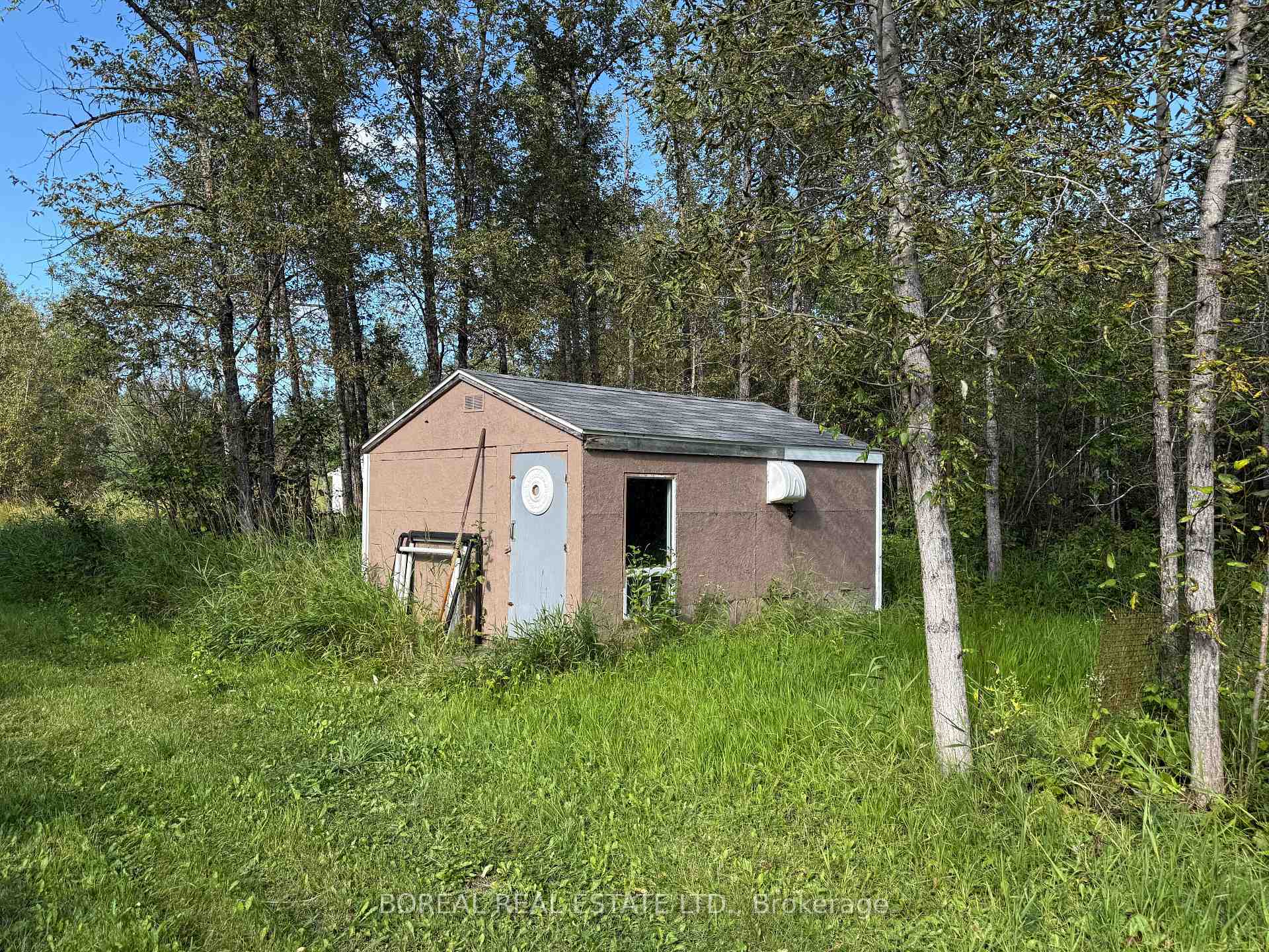Photo 25 of 2141 Con 2 & 3, Cochrane — HOMEH