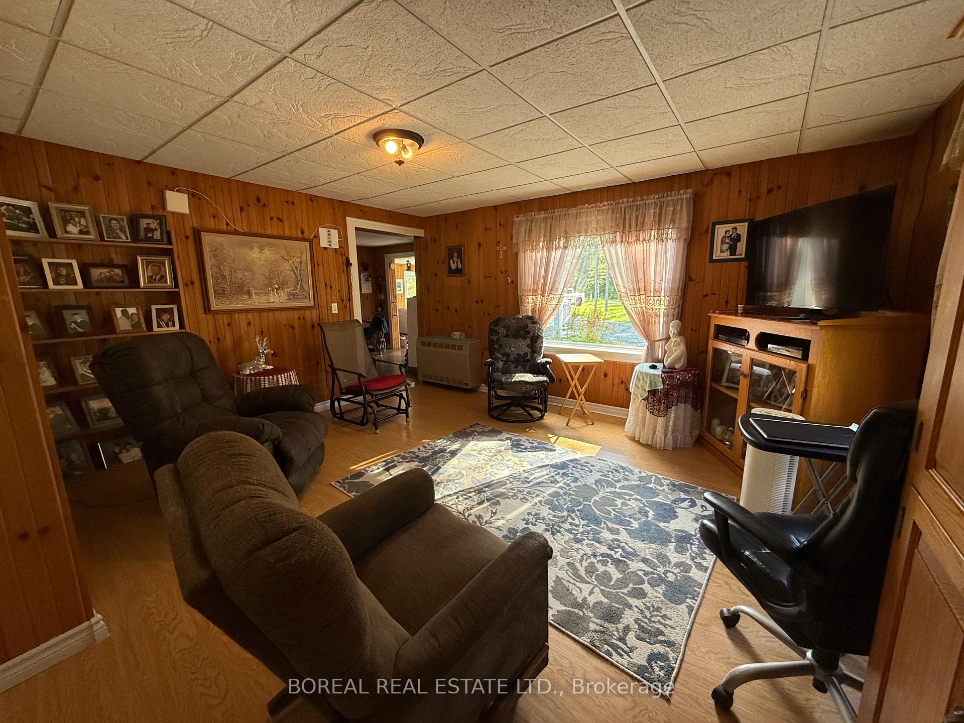 Photo 36 of 2141 Con 2 & 3, Cochrane — HOMEH