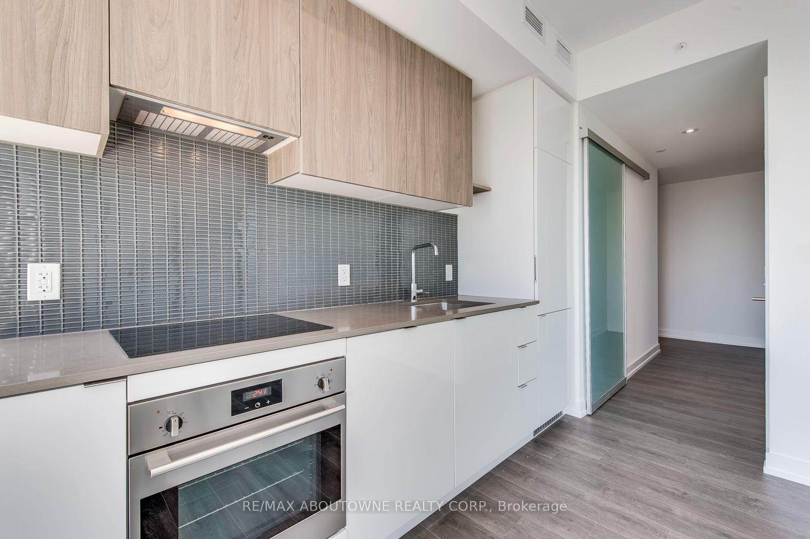 Photo 14 of Unit 2010, 161 Roehampton Avenue, Toronto, Mount Pleasant West — HOMEH