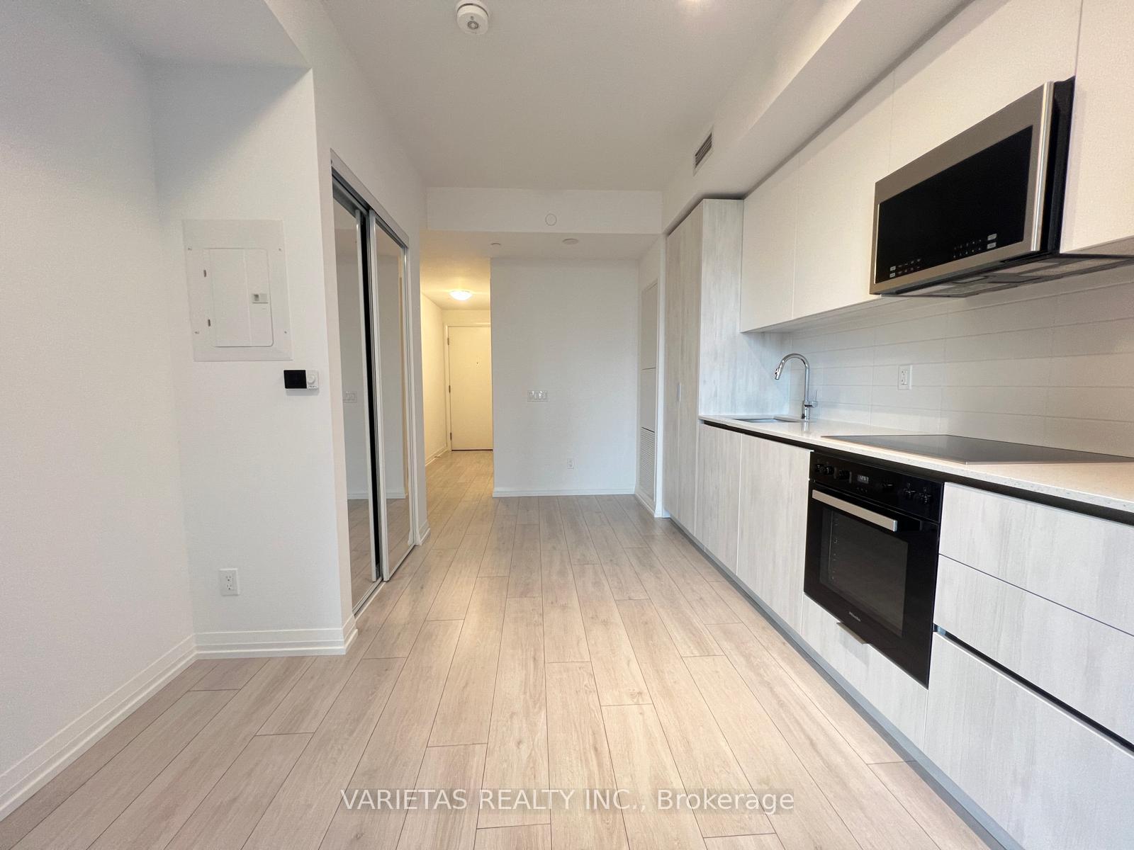Photo 8 of Unit 2016, 400 King Street W, Toronto, Waterfront Communities — HOMEH