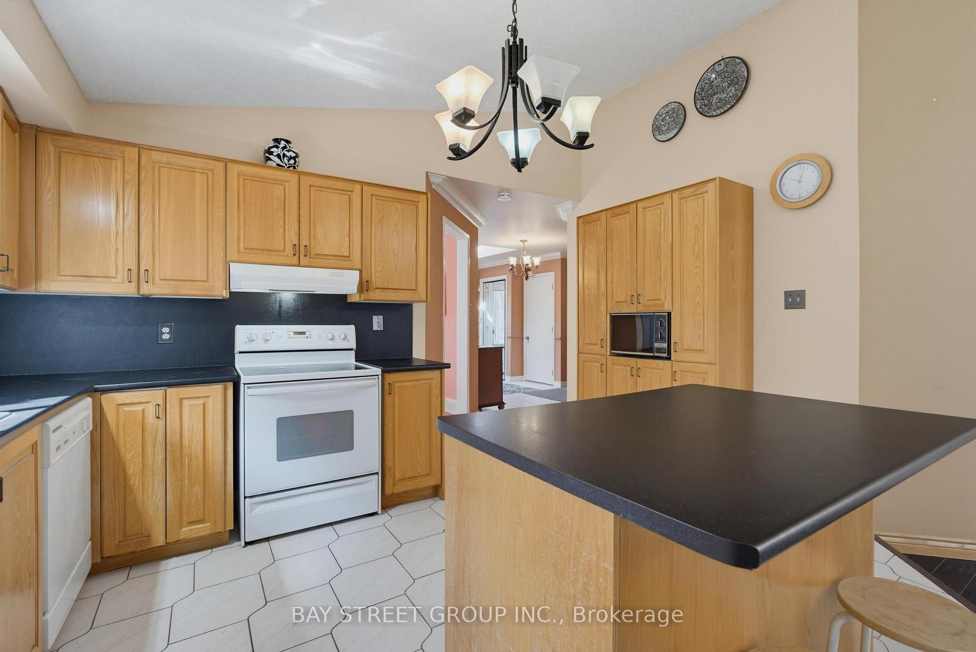 Photo 15 of 1019 Aldersbrook Road, London, North I — HOMEH