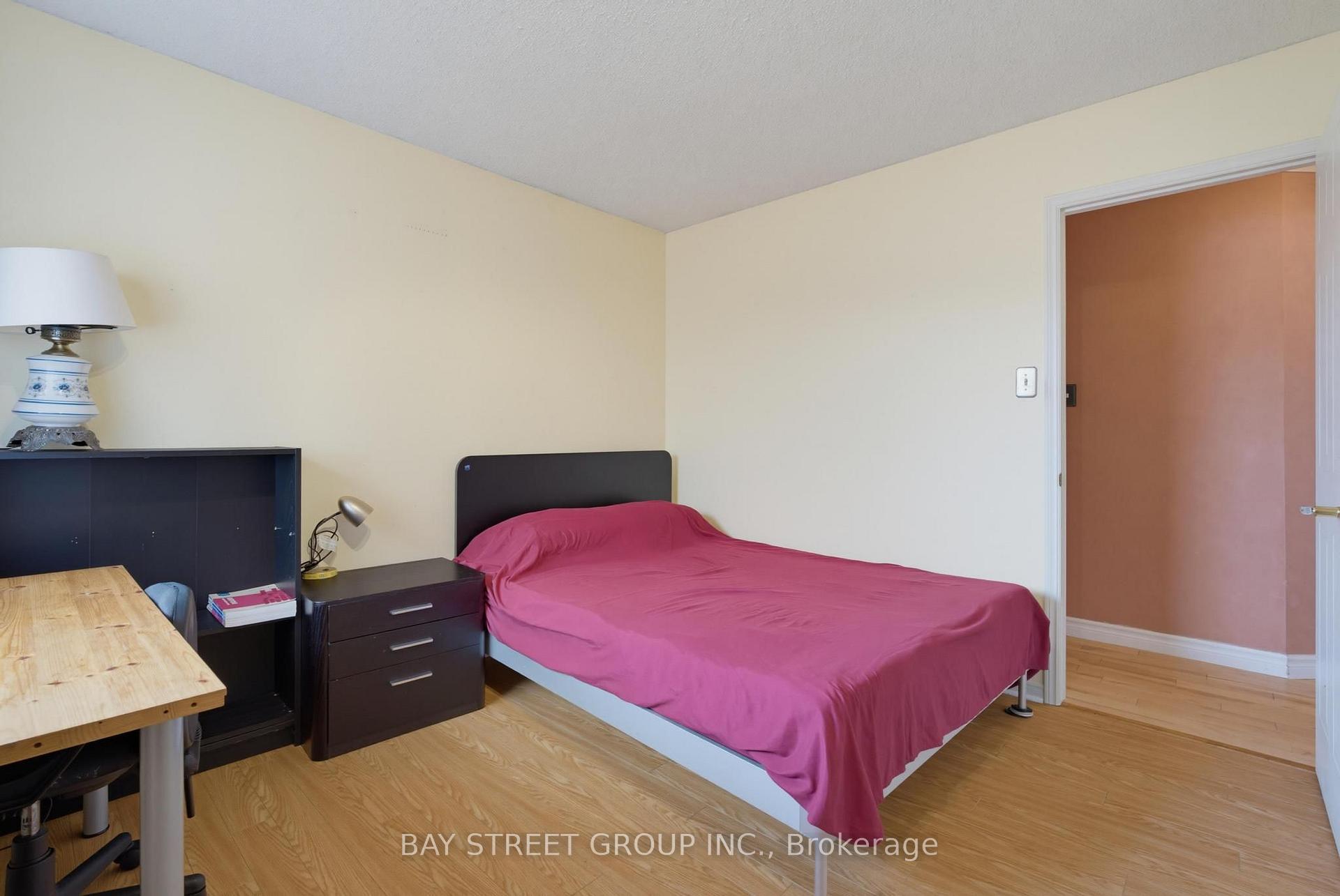 Photo 27 of 1019 Aldersbrook Road, London, North I — HOMEH