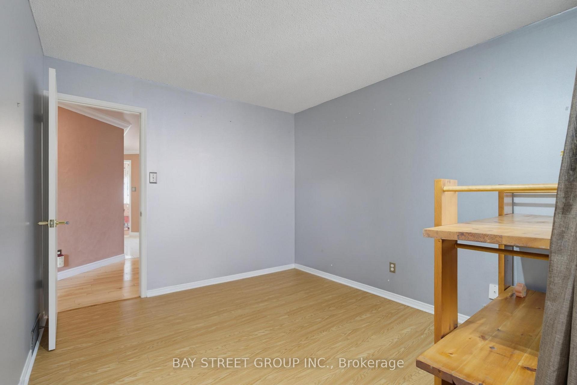 Photo 29 of 1019 Aldersbrook Road, London, North I — HOMEH