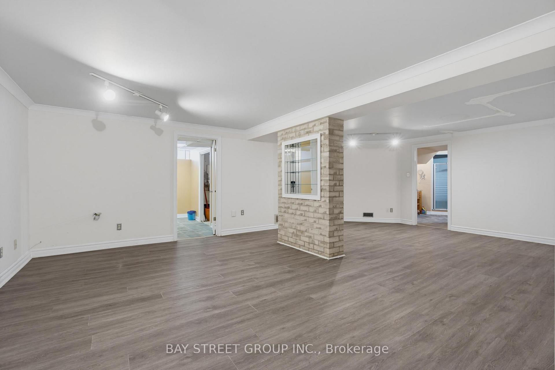 Photo 31 of 1019 Aldersbrook Road, London, North I — HOMEH
