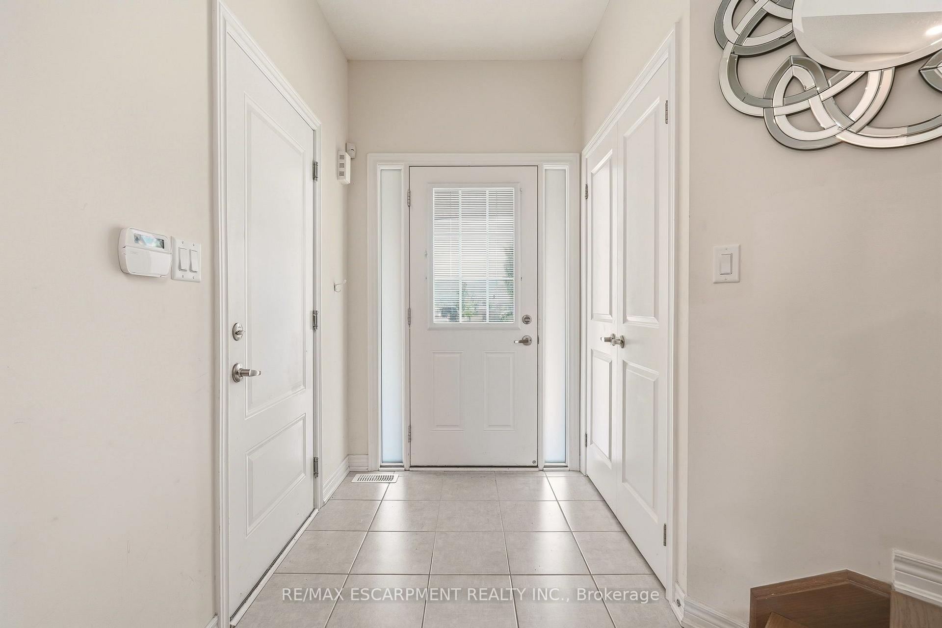 Photo 4 of 67 Pinot Crescent, Hamilton, Fruitland — HOMEH