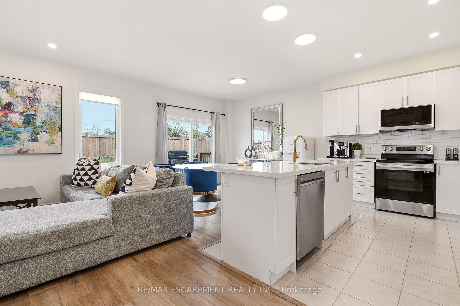Photo 6 of 67 Pinot Crescent, Hamilton, Fruitland — HOMEH