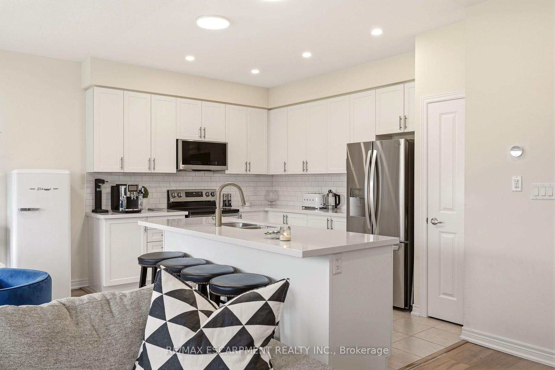 Photo 17 of 67 Pinot Crescent, Hamilton, Fruitland — HOMEH