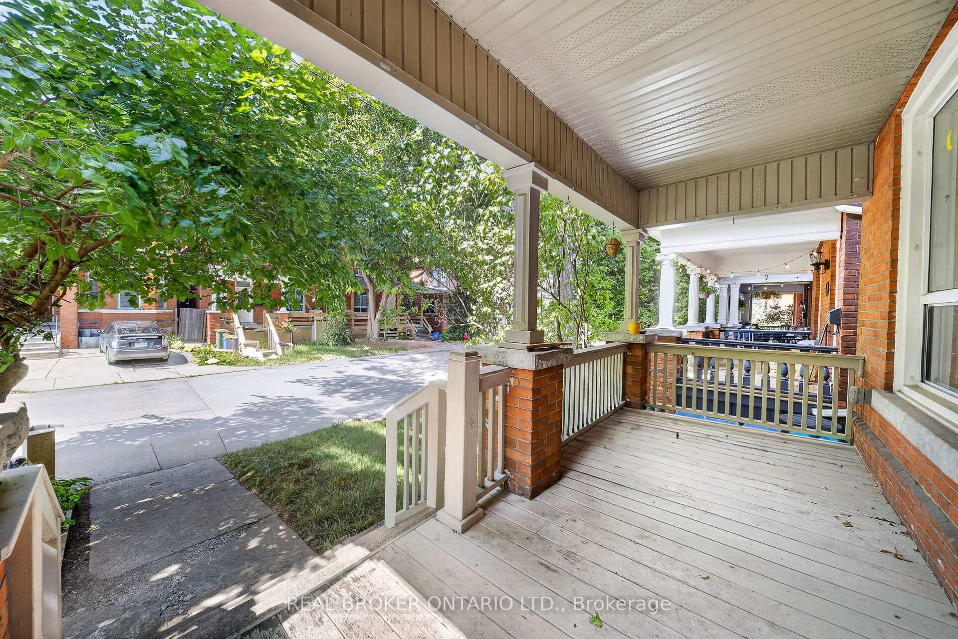 Photo 3 of 109 Gladstone Avenue, Hamilton, St. Clair — HOMEH