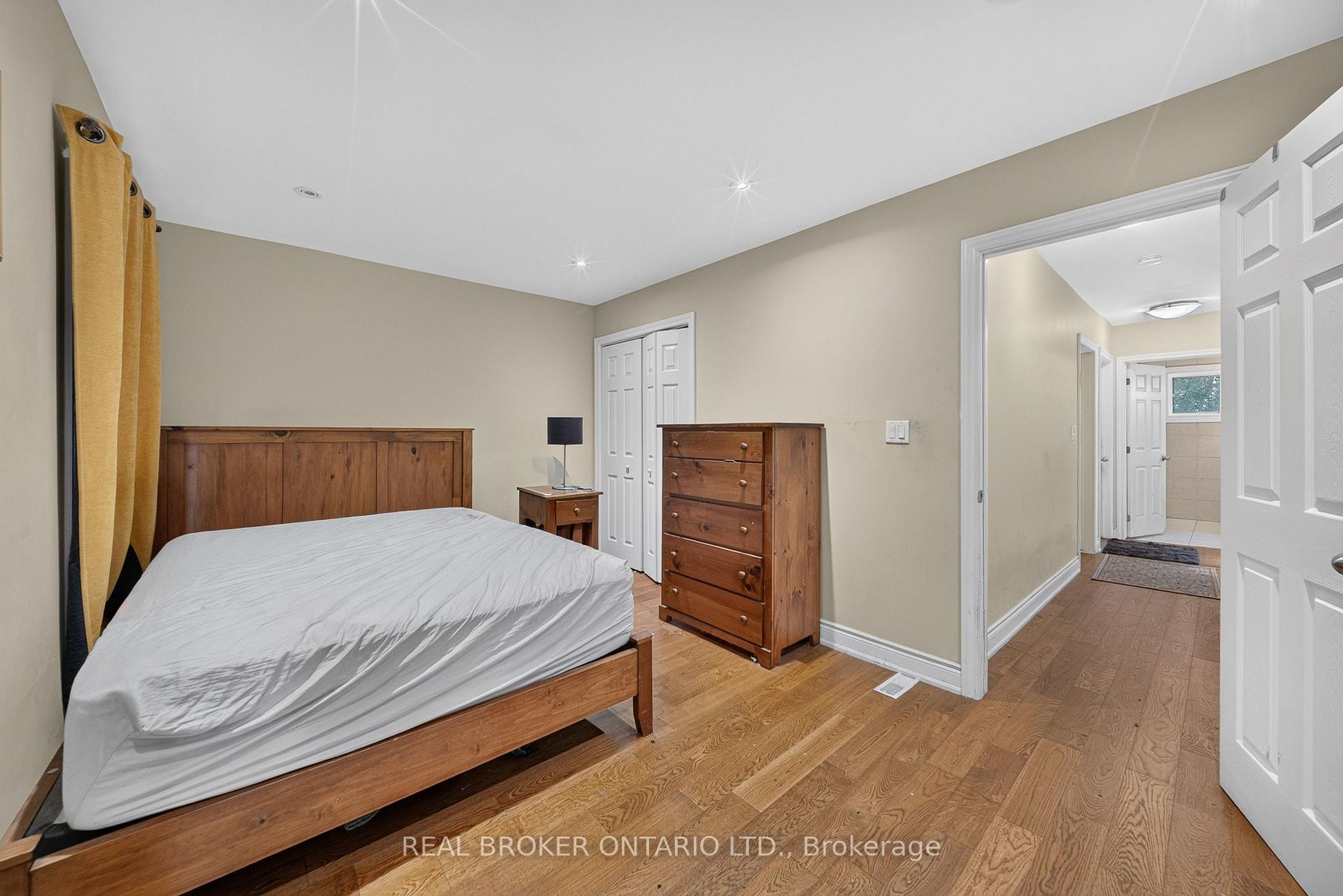 Photo 15 of 109 Gladstone Avenue, Hamilton, St. Clair — HOMEH