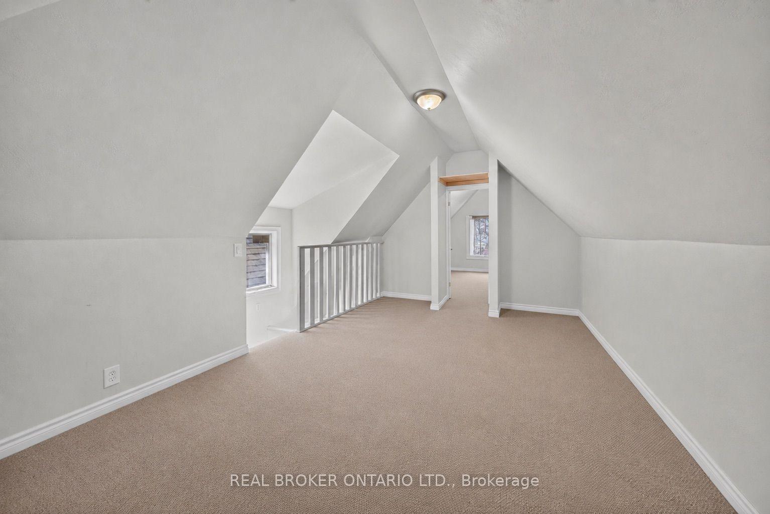 Photo 21 of 109 Gladstone Avenue, Hamilton, St. Clair — HOMEH