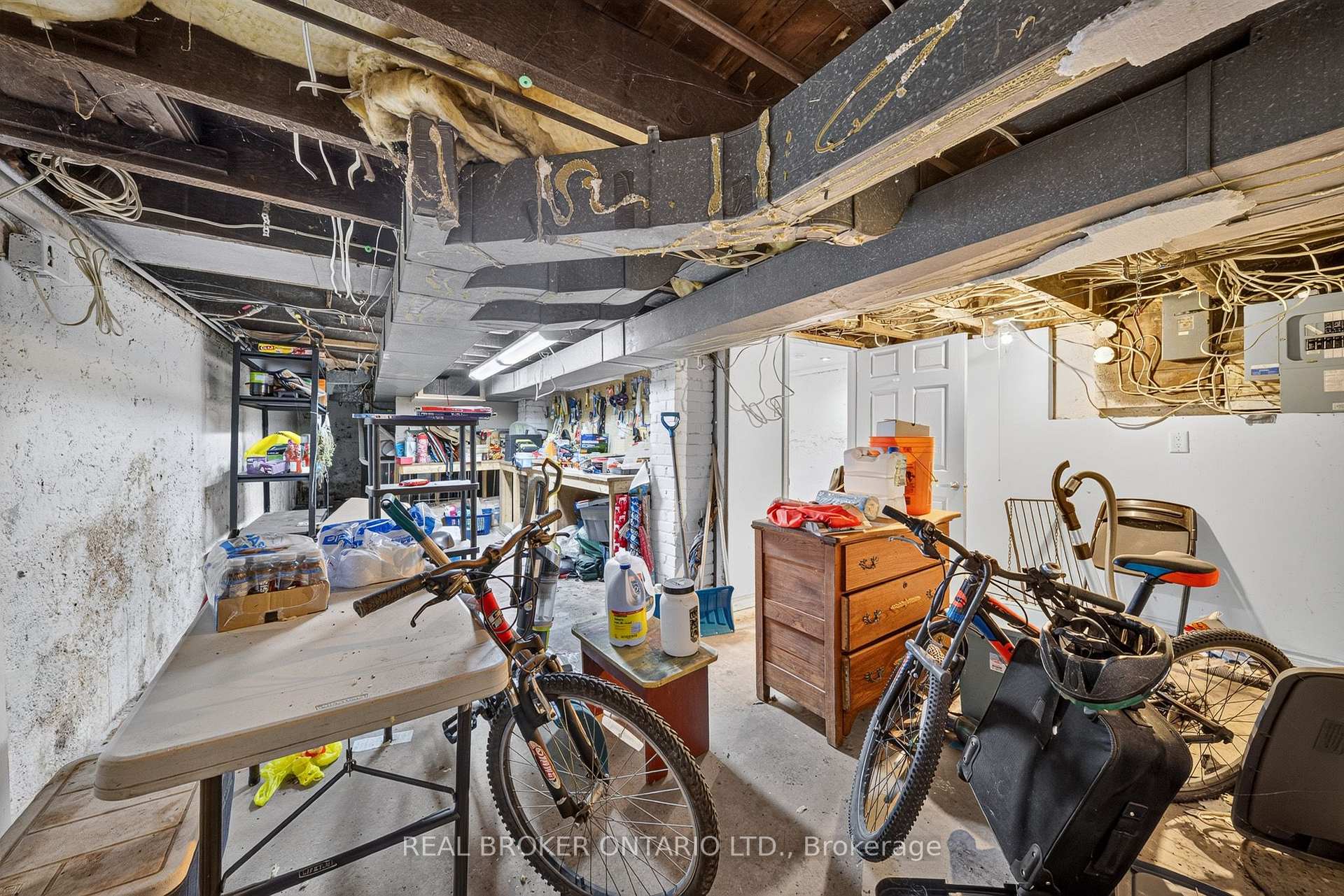 Photo 24 of 109 Gladstone Avenue, Hamilton, St. Clair — HOMEH