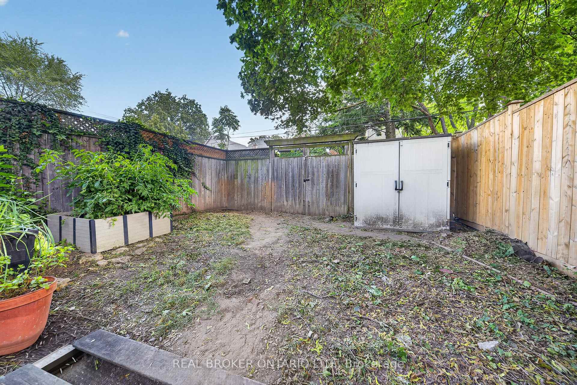 Photo 26 of 109 Gladstone Avenue, Hamilton, St. Clair — HOMEH