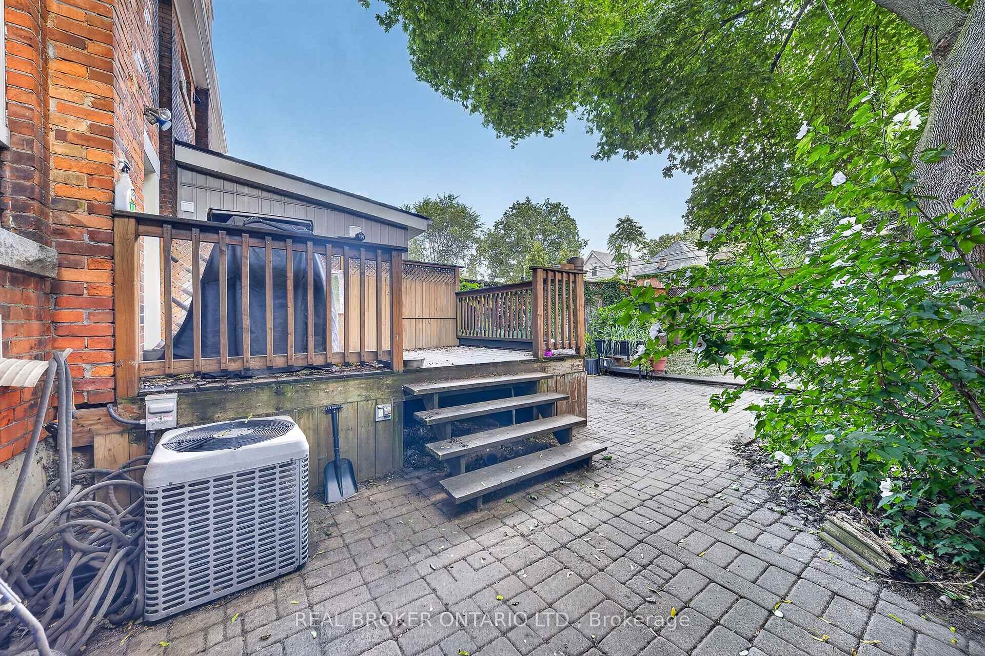 Photo 27 of 109 Gladstone Avenue, Hamilton, St. Clair — HOMEH
