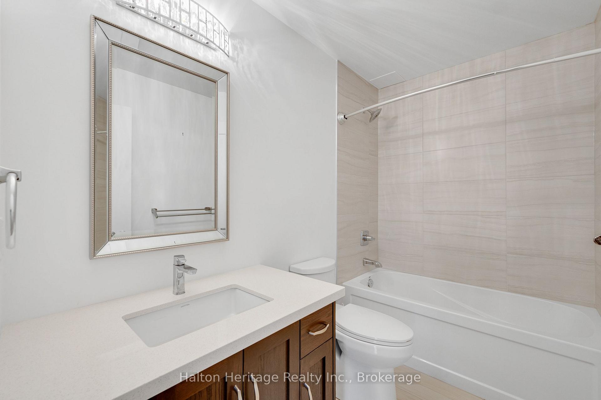 Photo 18 of Unit 313, 30 Hamilton Street S, Hamilton, Waterdown — HOMEH