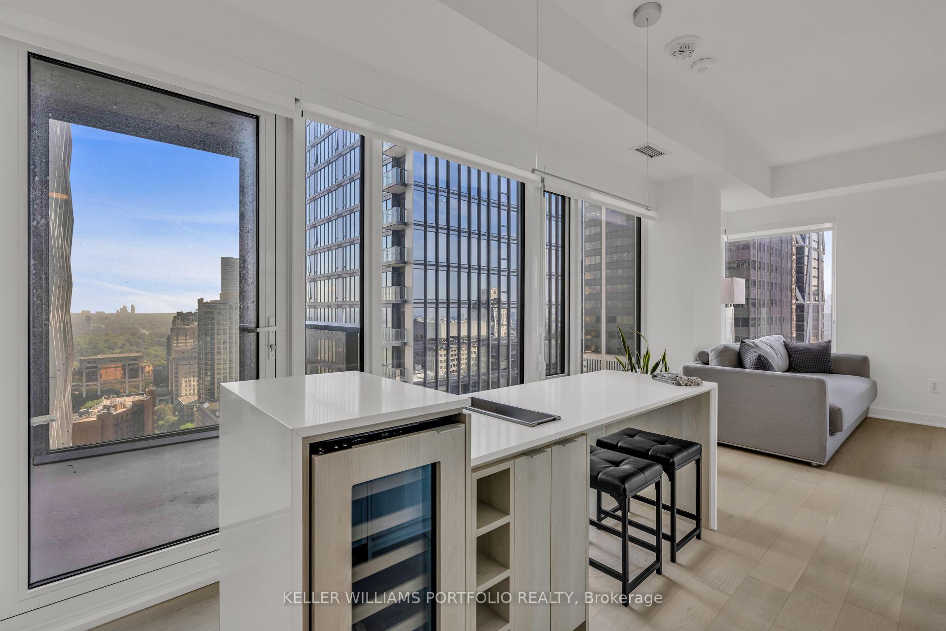 Photo 7 of Unit 2709, 11 Yorkville Avenue, Toronto, The Annex — HOMEH