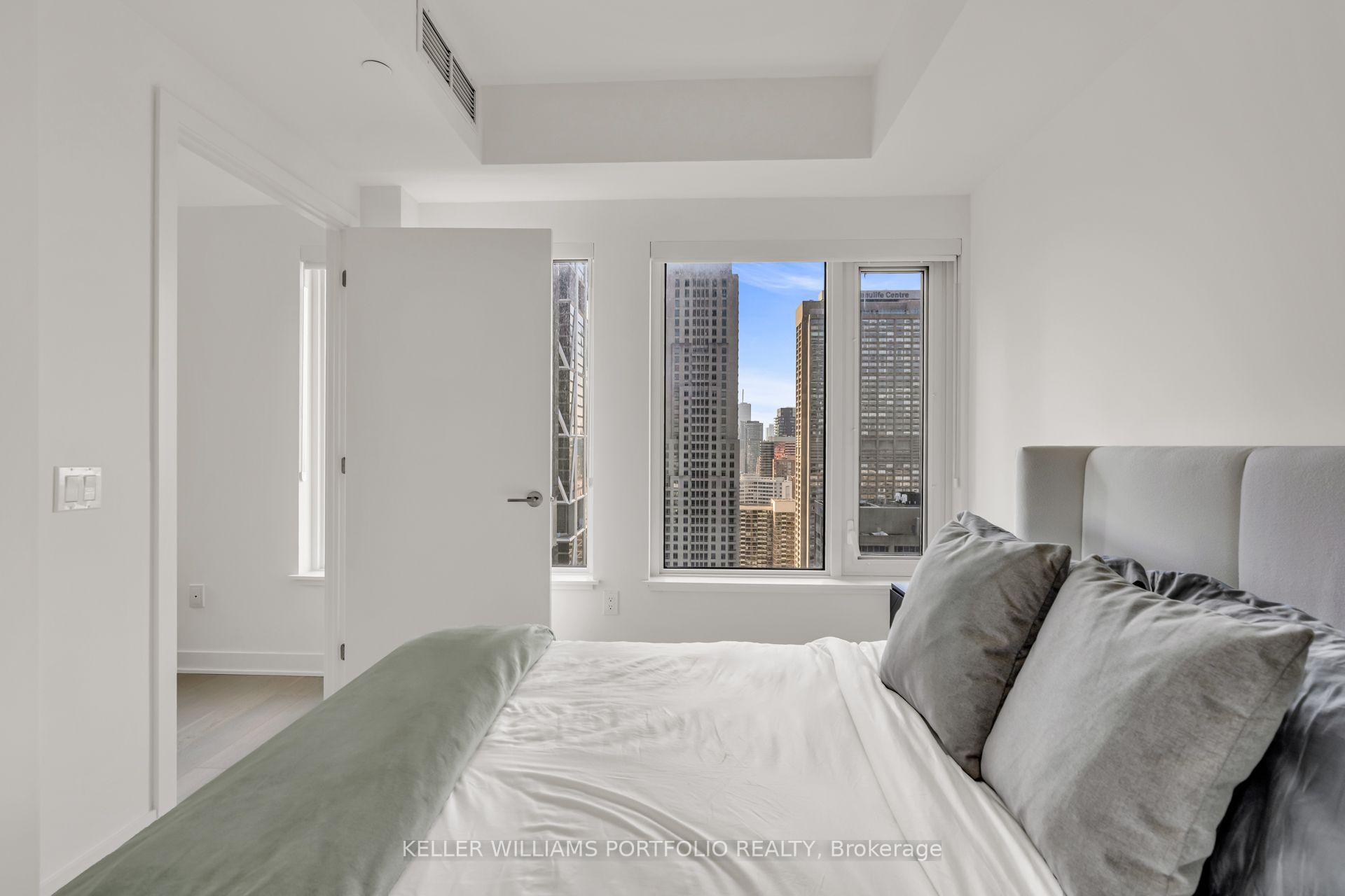 Photo 11 of Unit 2709, 11 Yorkville Avenue, Toronto, The Annex — HOMEH