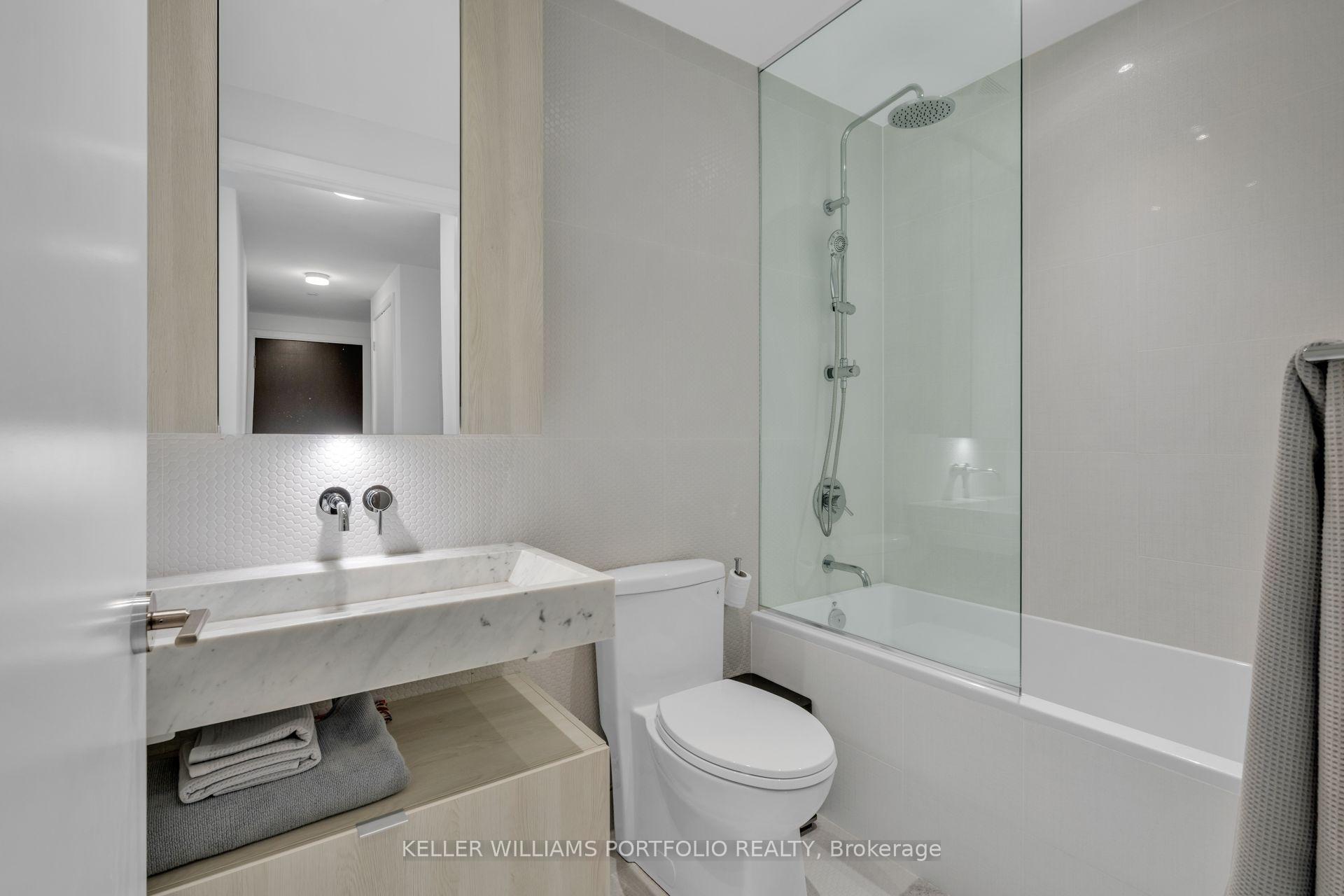 Photo 12 of Unit 2709, 11 Yorkville Avenue, Toronto, The Annex — HOMEH