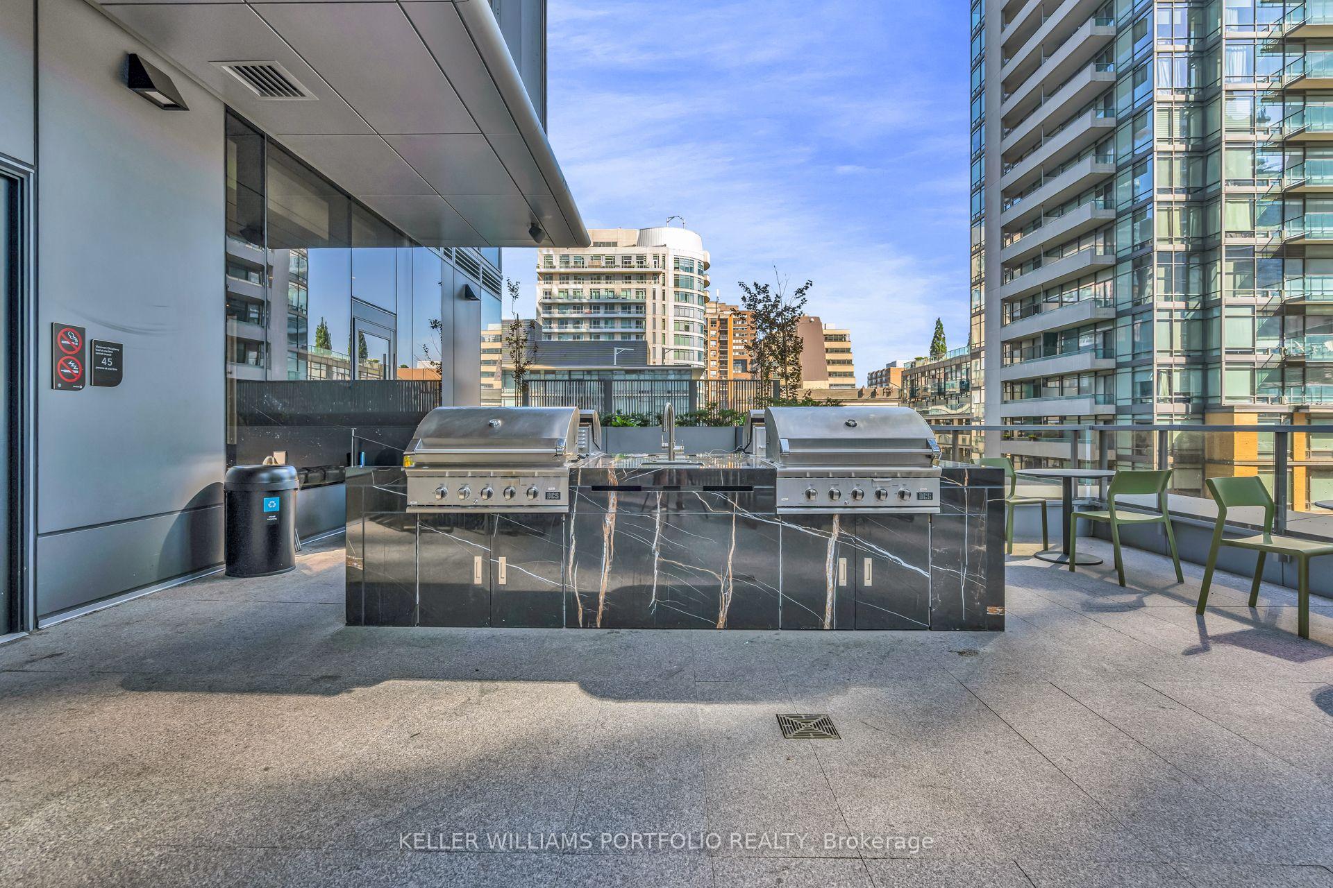 Photo 19 of Unit 2709, 11 Yorkville Avenue, Toronto, The Annex — HOMEH