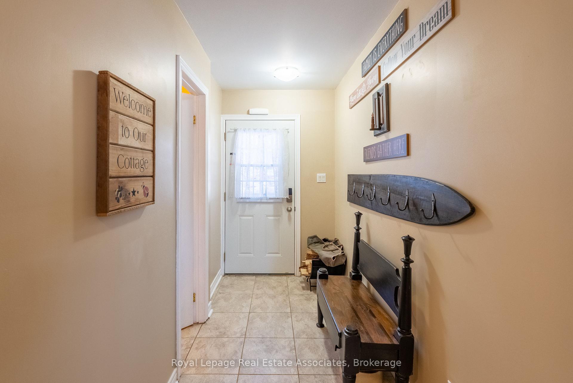 Photo 33 of 196 Circle Road, Hastings Highlands, McClure Ward — HOMEH