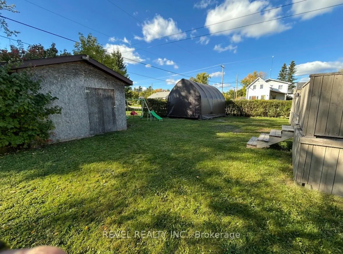 Photo 46 of 147 Fifteenth Avenue, Cochrane — HOMEH