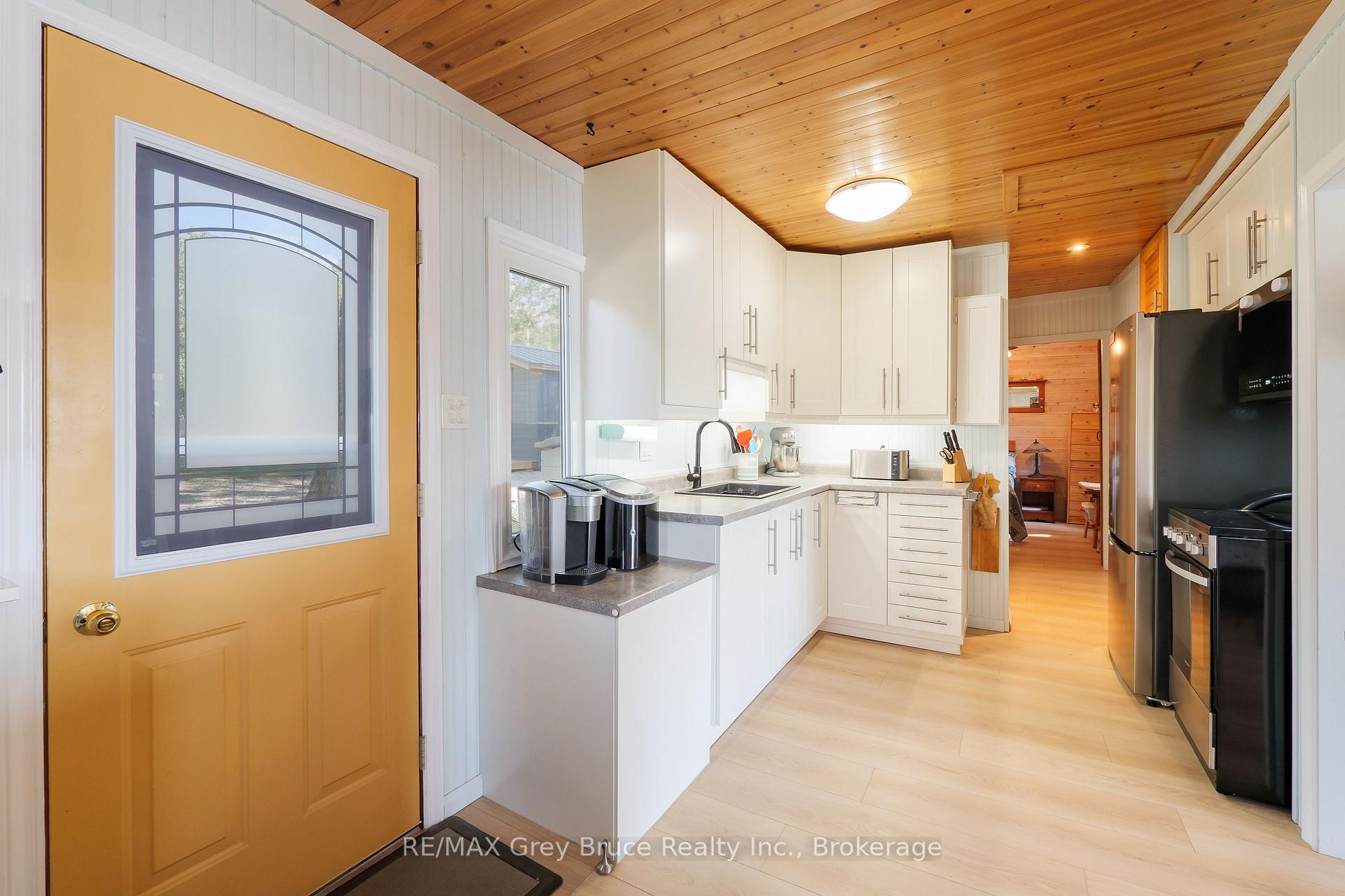 Photo 8 of 38 Maple Drive, South Bruce Peninsula — HOMEH