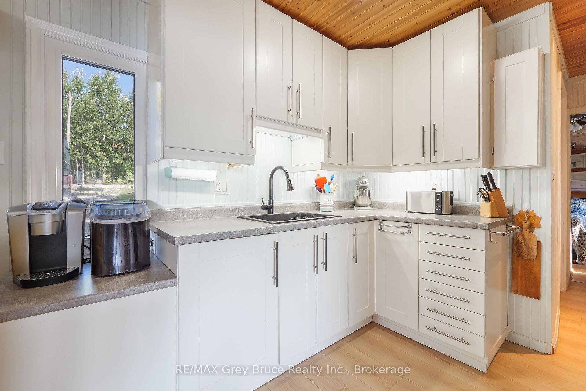 Photo 9 of 38 Maple Drive, South Bruce Peninsula — HOMEH