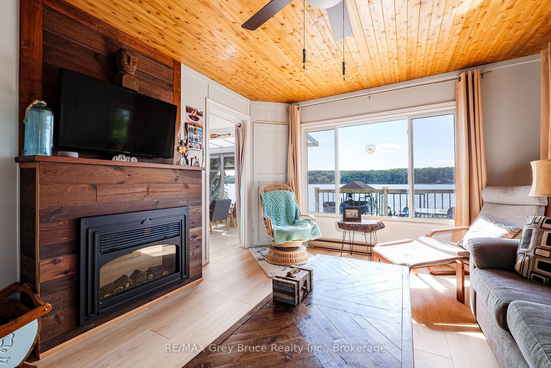 Photo 18 of 38 Maple Drive, South Bruce Peninsula — HOMEH