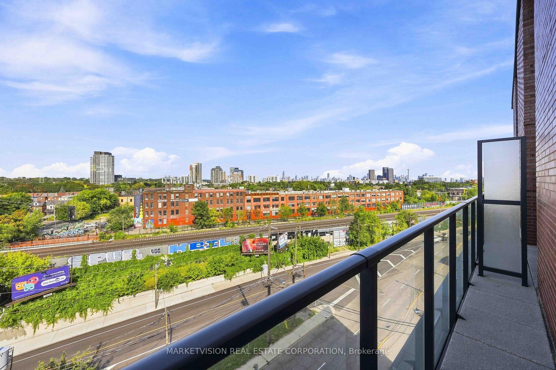 Photo 11 of Unit 711, 2625 Dundas Street W, Toronto, Junction Area — HOMEH