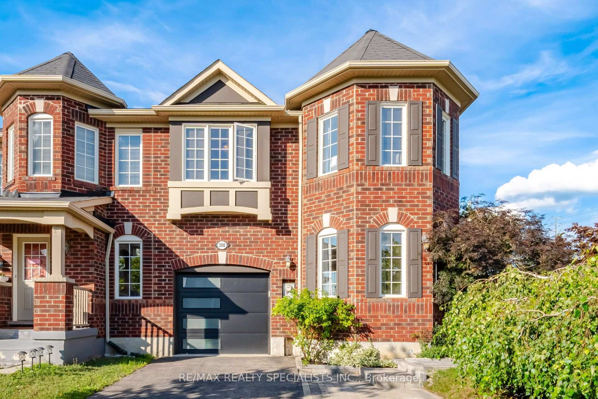 Photo 1 of 308 Mortimer Crescent, Milton, Harrison — HOMEH