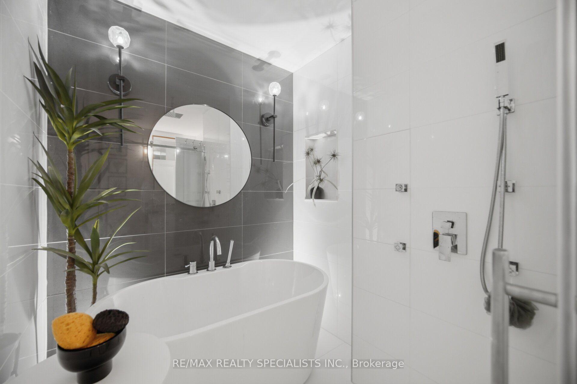 Photo 27 of 308 Mortimer Crescent, Milton, Harrison — HOMEH