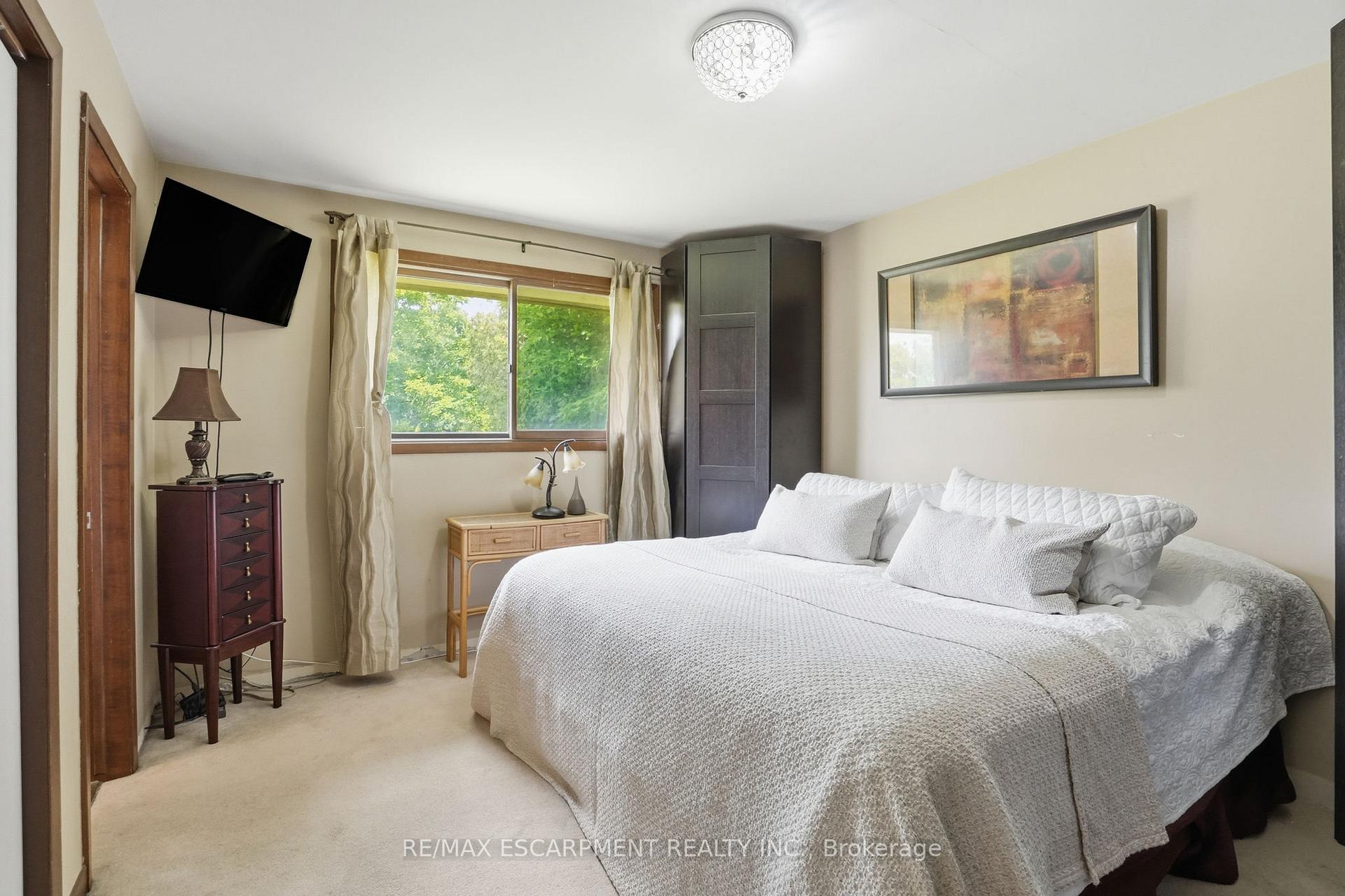 Photo 19 of 318 Freelton Road, Hamilton, Freelton — HOMEH